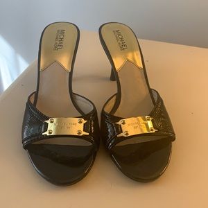 Michael Kors kitten heel